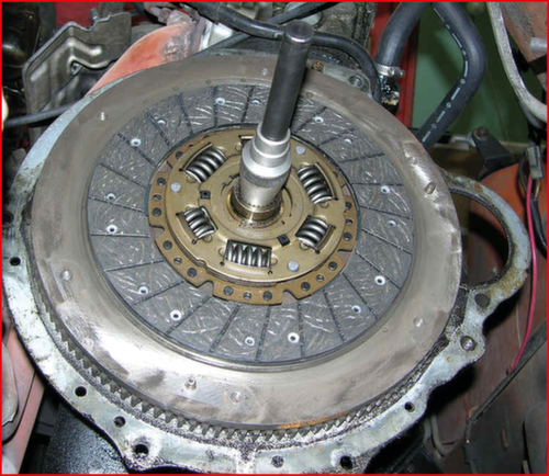 KS Tools Jeu d'outils de centrage pour accouplement universel Ø 15.0 26.0 mm