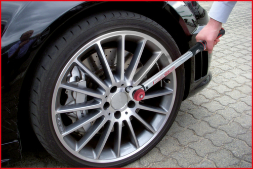 KS Tools Clé dynamométrique ERGOTORQUEprecision 40-200 Nm avec bouton rotatif à verrouillage rapide Tête à cliquet 1/2".