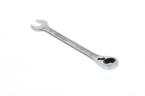 7 UR 18 Steeksleutel met ringratel