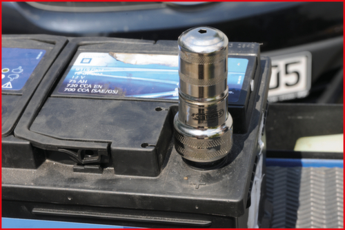 KS Tools battery terminal and terminal cleaning brush
