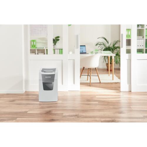 Leitz Papiervernietiger IQ OfficePro met AutoFeed