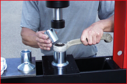 KS Tools compression and tension sleeve set