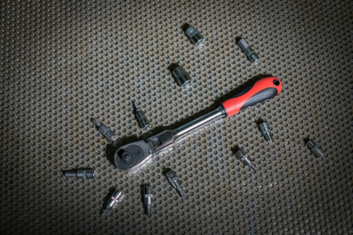 GEDORE RED R40120027 2-componenten knikarm-omkeerratel 1/4 163 mm RSW5°